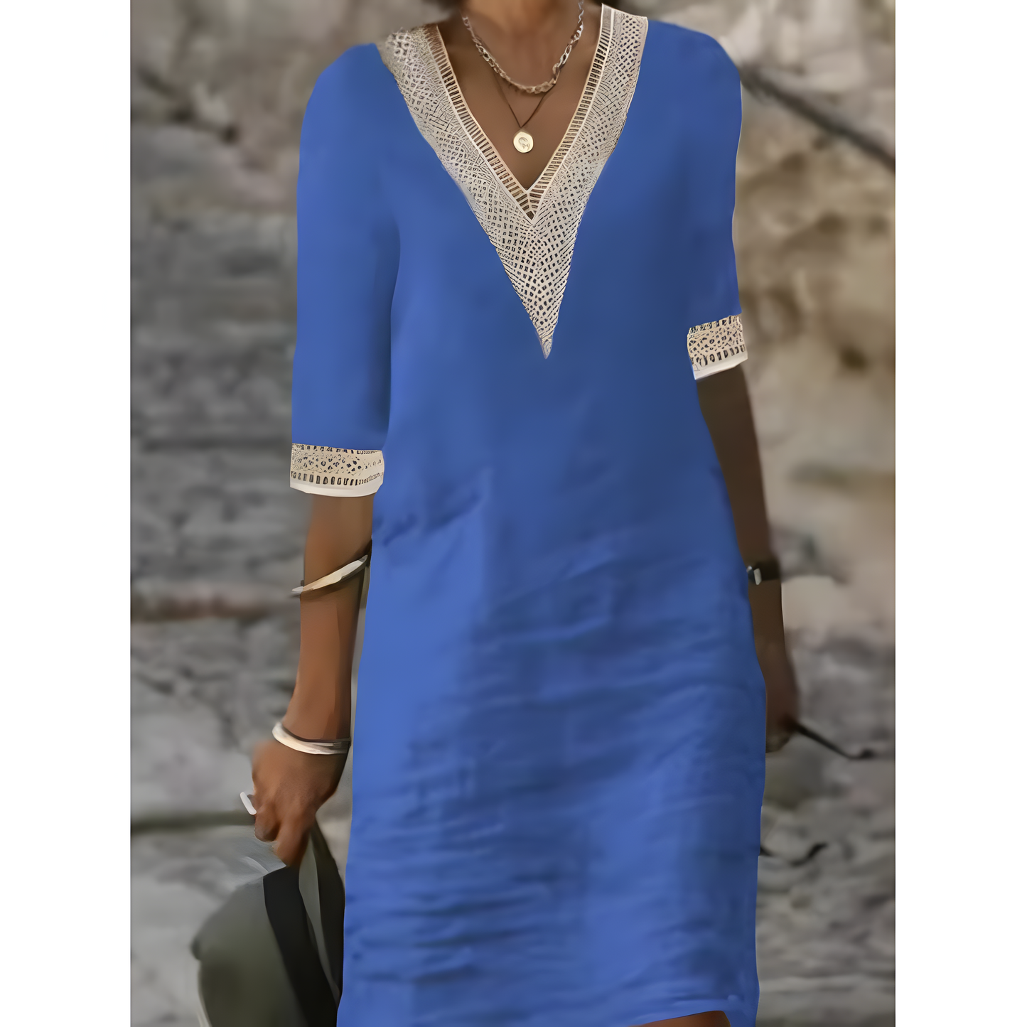 Robe midi à col en V et dentelle contrastante