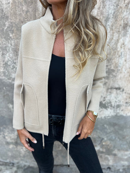 Veste Élégante pour Femme à Taille Ajustable