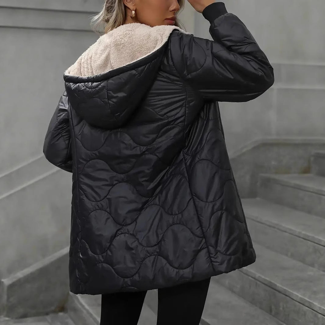 Veste thermique élégante et légère avec zip et capuche