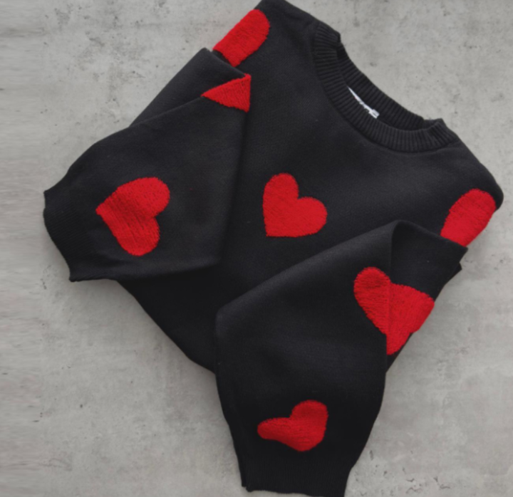 Pull confortable avec des cœurs
