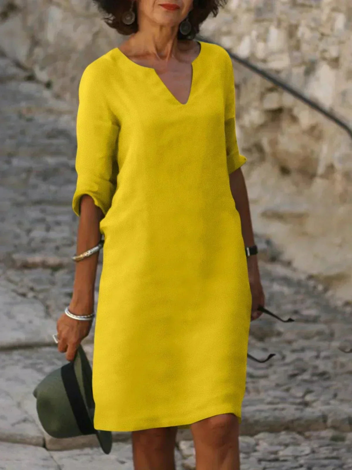Robe Élégante avec Décolleté en V