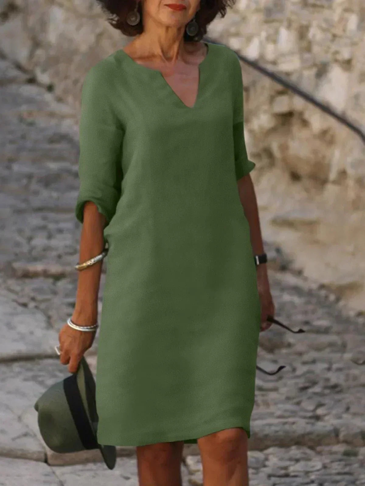 Robe Élégante avec Décolleté en V